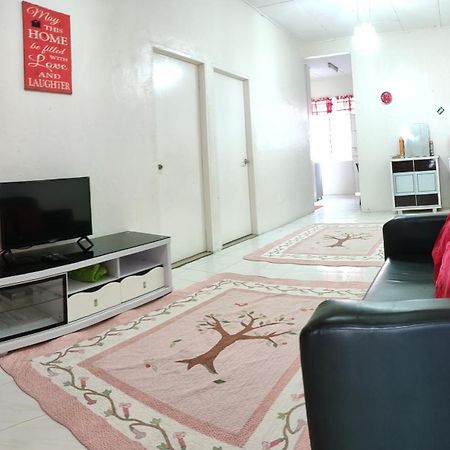 Sufiza Residence Kangar Buitenkant foto